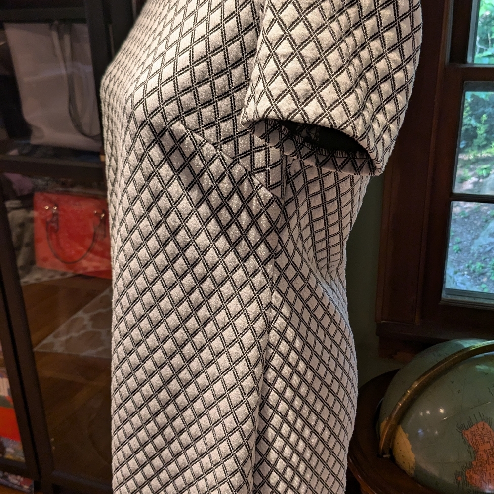 Gorgeous! Calvin Klein stretchy three-season knit dress